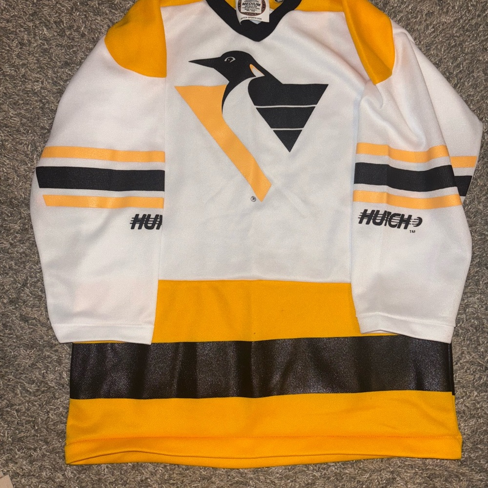 Vintage 90s NHL penguins hockey jersey